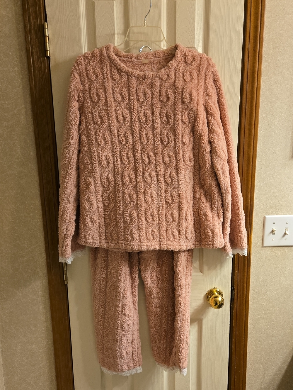 Cozy Plush Cable-Knit Pajama Set - Dusty Pink